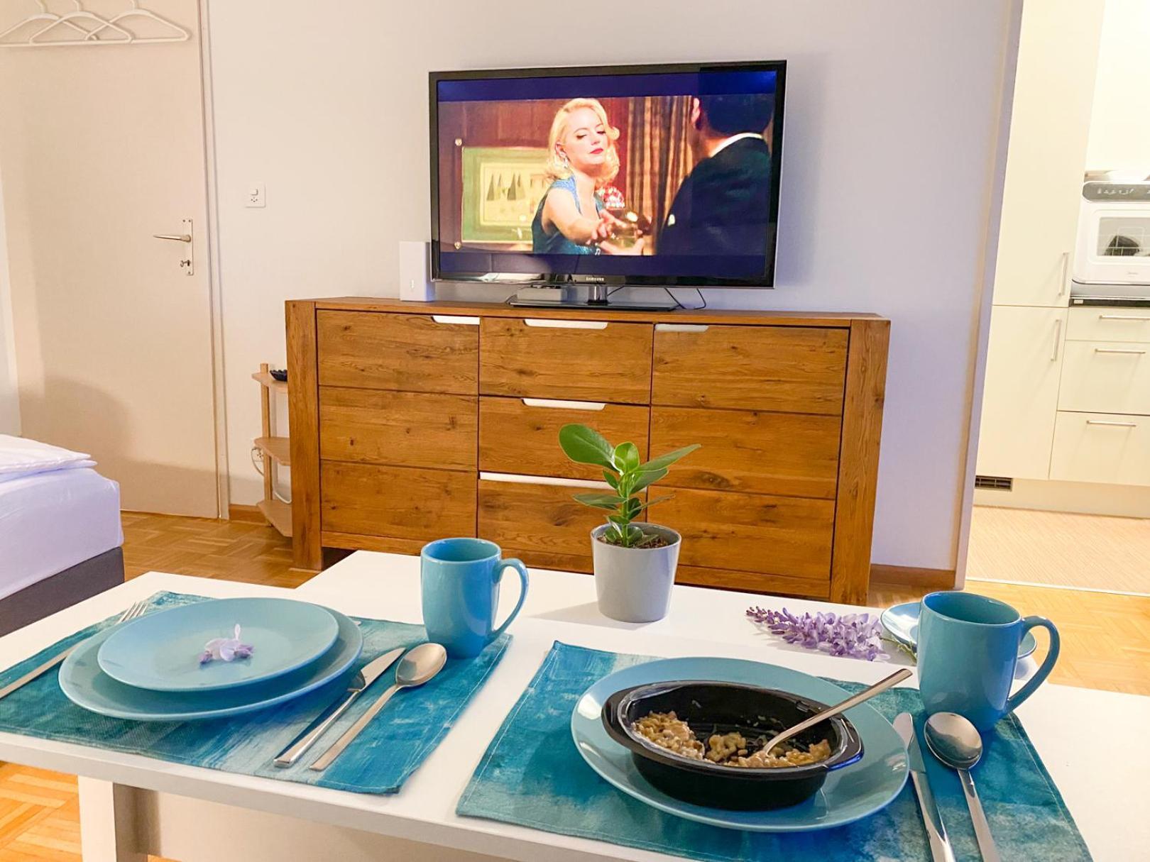 Special Blue Tiger Apartment Basel, Messe Kleinbasel 10-Star Buitenkant foto